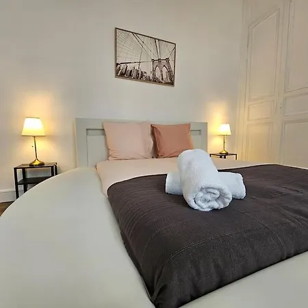 Elegencia-t2 De Charme-hyper Centre-fibre Appartement *